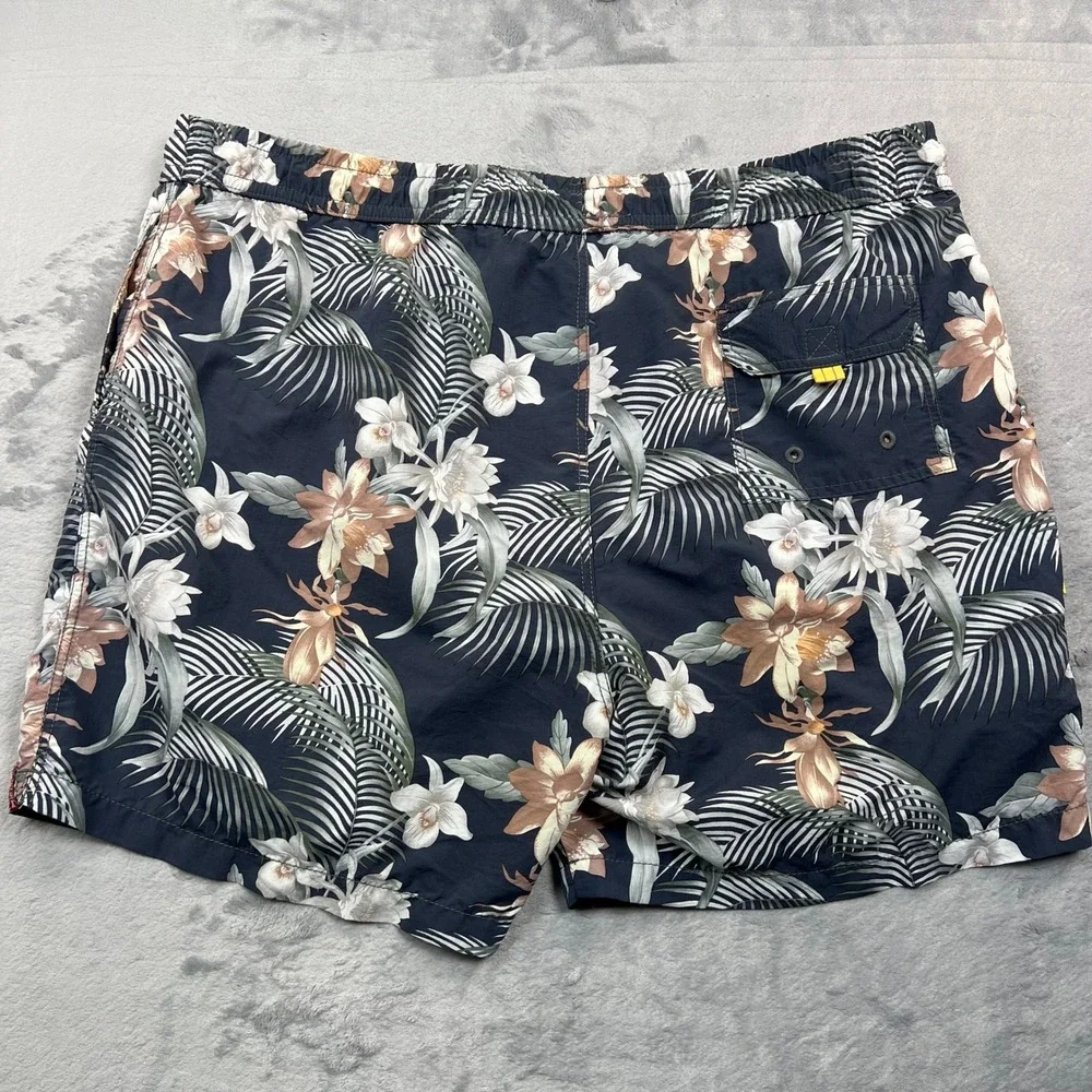 Tommy Bahama Swim Trunks Mens XXL Navy Blue Tropical Floral Palm Cargo Shorts